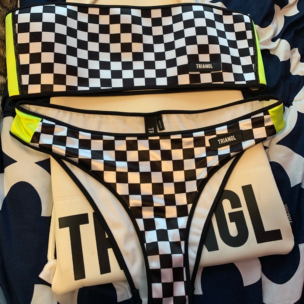 triangl bathing suit set ( open to any offers )
